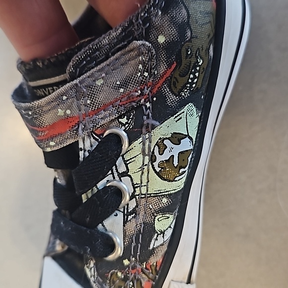 Dinosaur baby Converse Sneakers - Picture 6 of 10